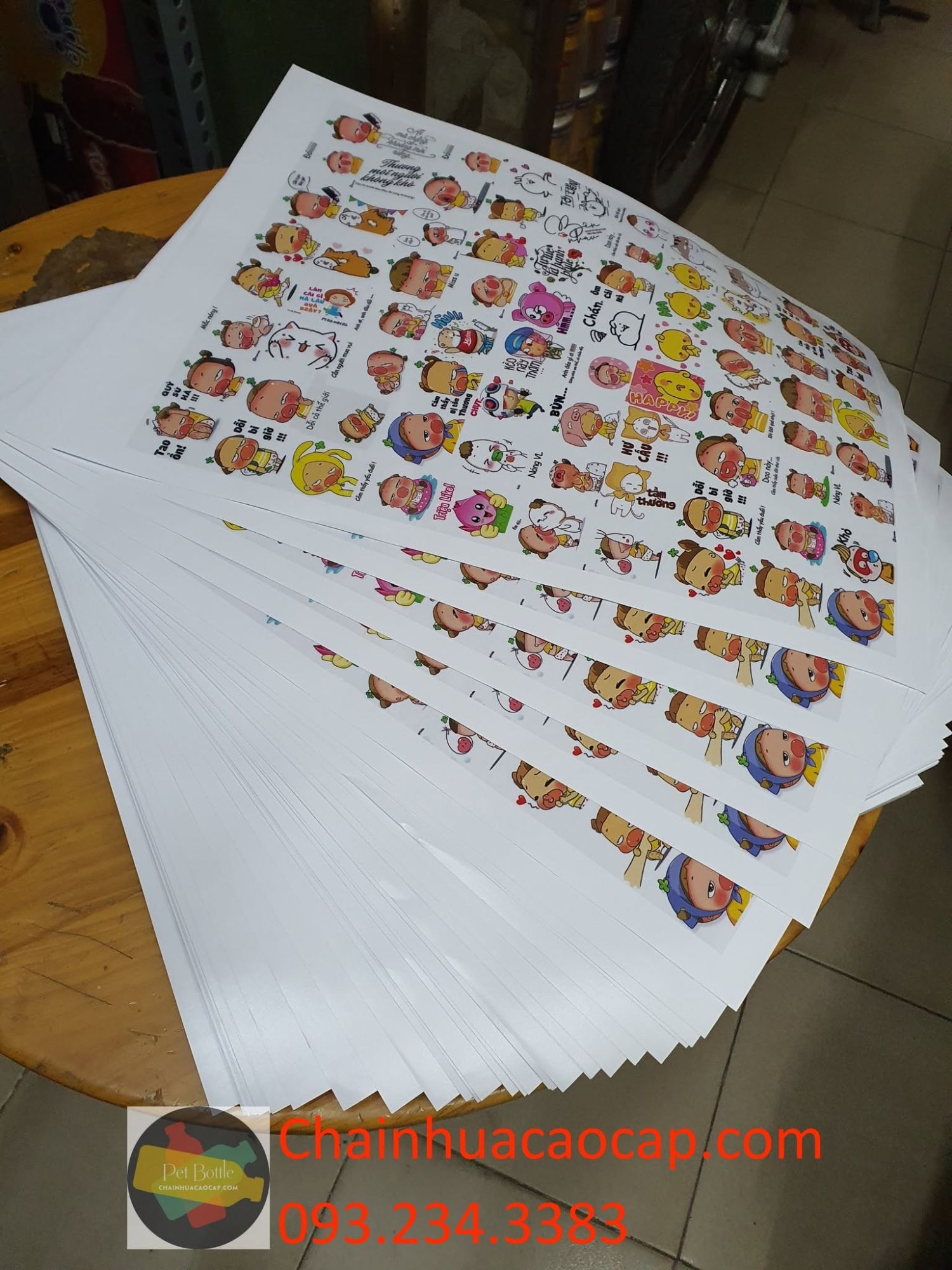 Chồng tờ tem sticker decal trong in sẵn nhiều hình nhân vật ngộ nghĩnh