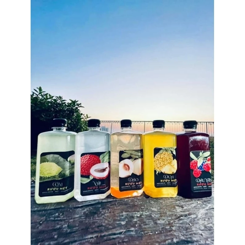 Chai vuông dẹt/ Chai 8 cạnh 500ml